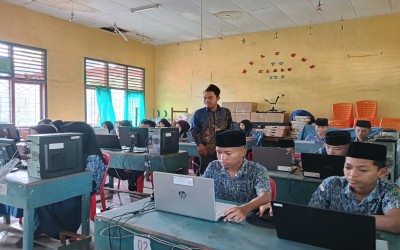 Matangkan Persiapan Ujian, MTsN 2 Kepulauan Meranti Gelar Gladi Tes Kompetensi Akademik