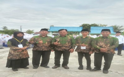 Dua Siswa MTsN 2 Kepulauan Meranti Siap Berlaga di OMI Tingkat Provinsi