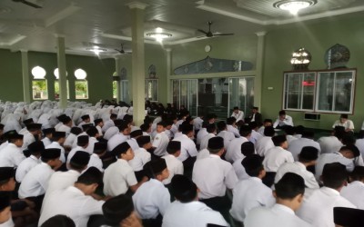 MTsN 2 Kepulauan Meranti Gelar Istighosah untuk Mendo'akan Keselamatan Negeri